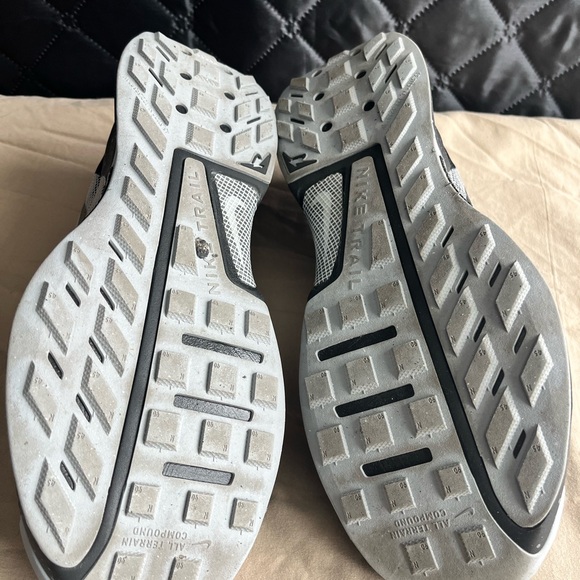 Men’s 11.5 Nike Juniper Trail 3 Low Mens Trail Shoes Black FQ0904-001 VNDS - Picture 3 of 7